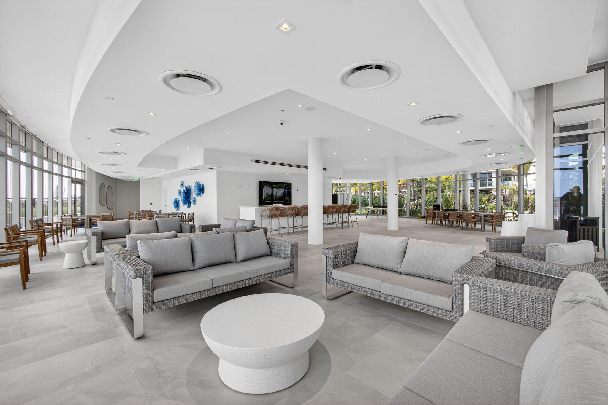 NAUTILUS 220 CONDO - Residential