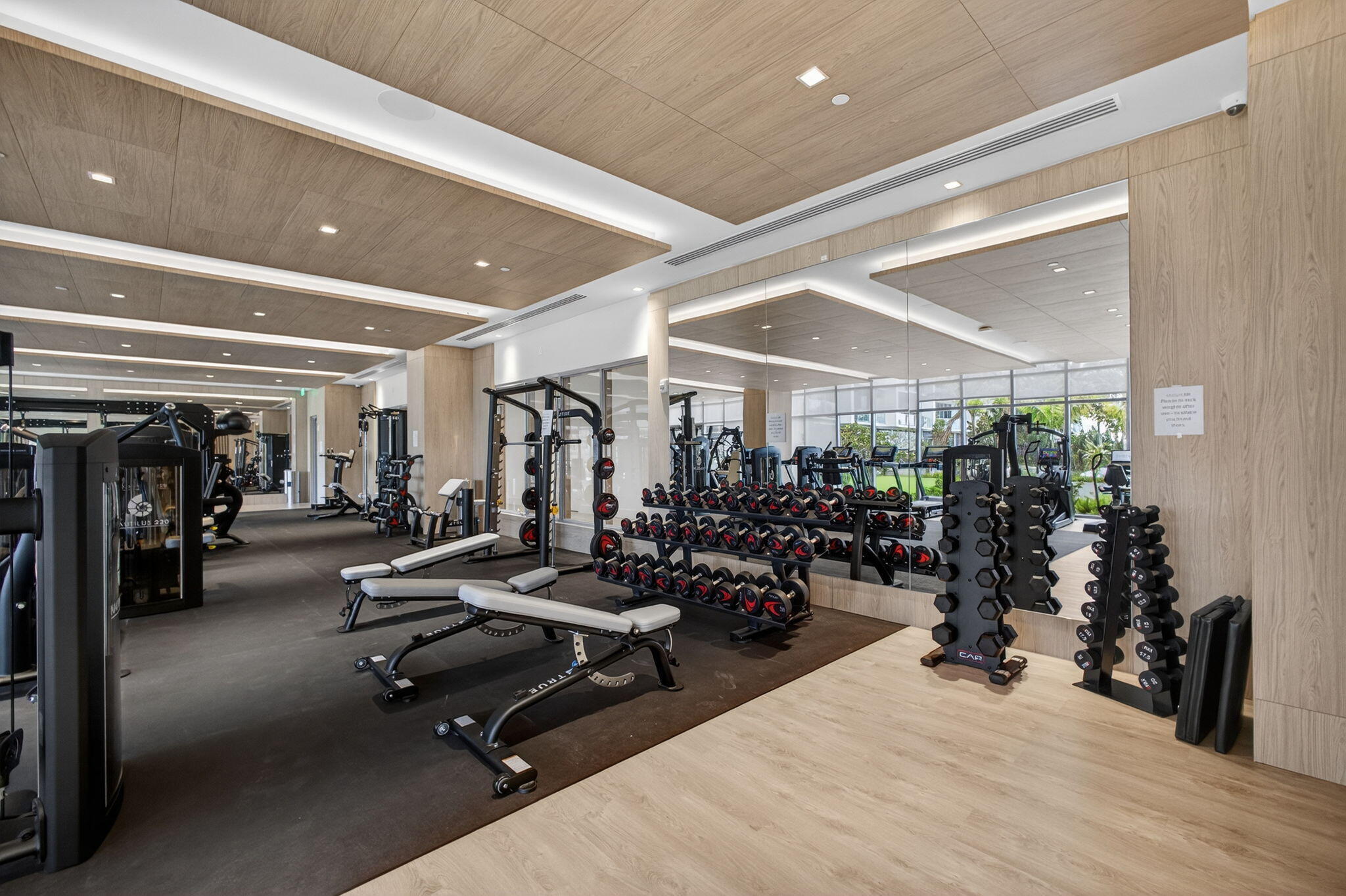 NAUTILUS 220 CONDO - Residential