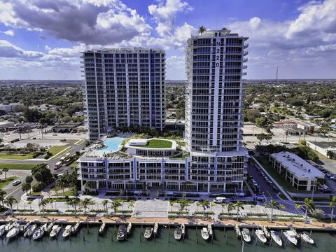 220 Lake Shore Drive 605 Lake Park FL 33403