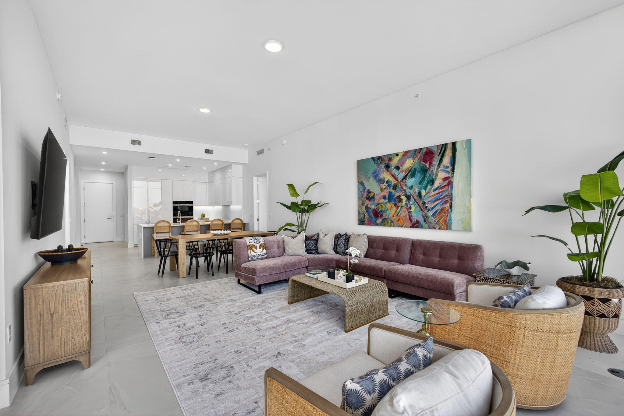 NAUTILUS 220 CONDO - Residential