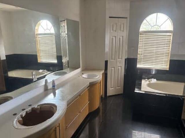 15843 SW 14th Court