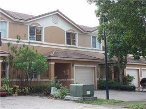 2120 NW 99th Way Sunrise FL 33322