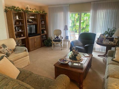 Single Family Residence in Fort Lauderdale FL 6101 19th Ave Ave 4.jpg