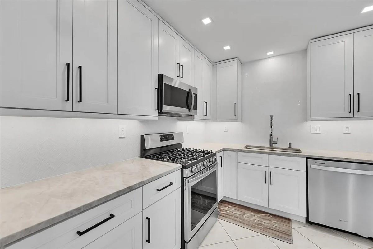 Lyons Park - Residential