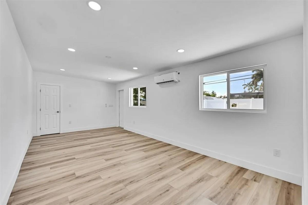 Lyons Park - Residential