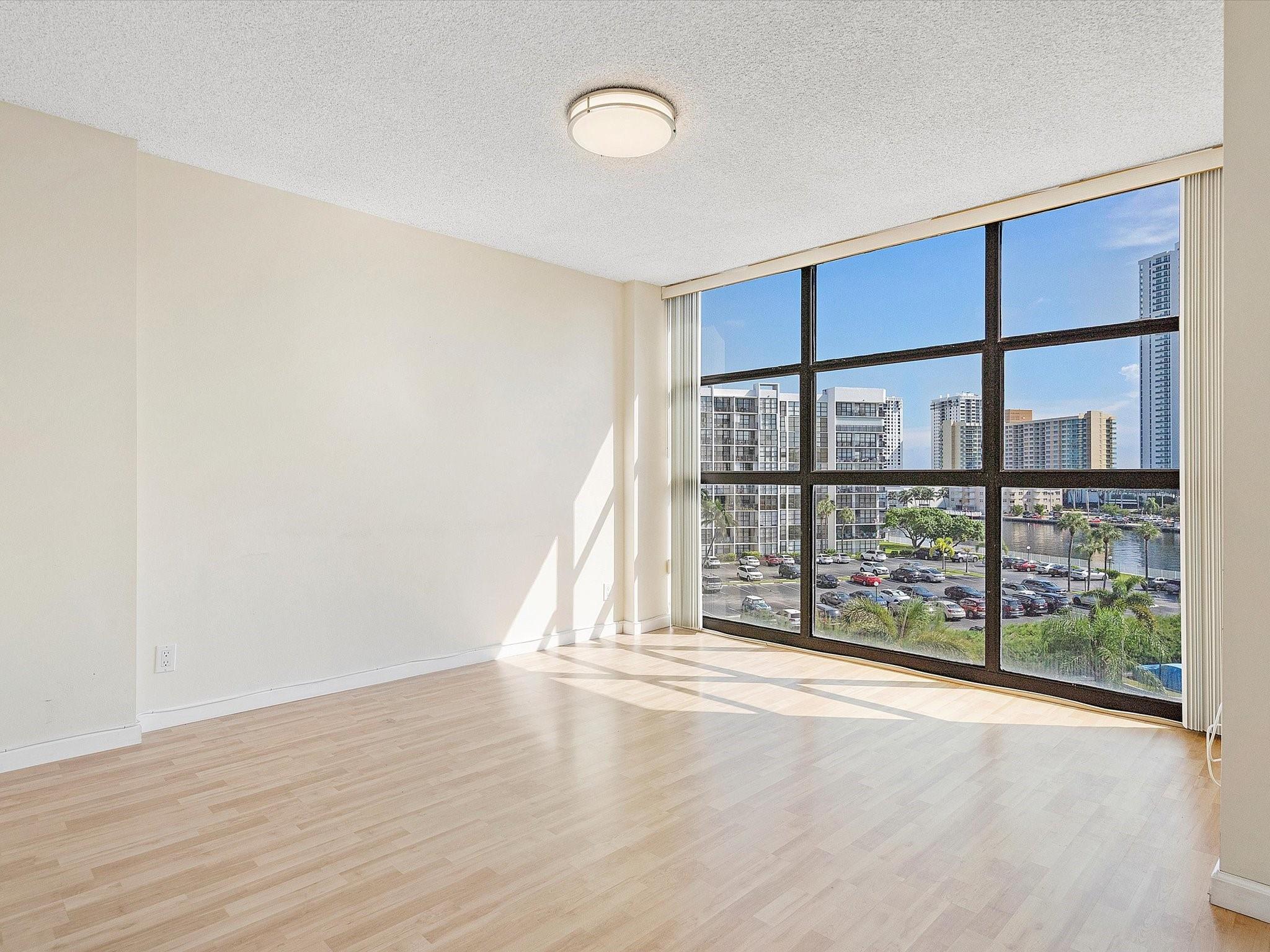 Towers of Oceanview South - Residential