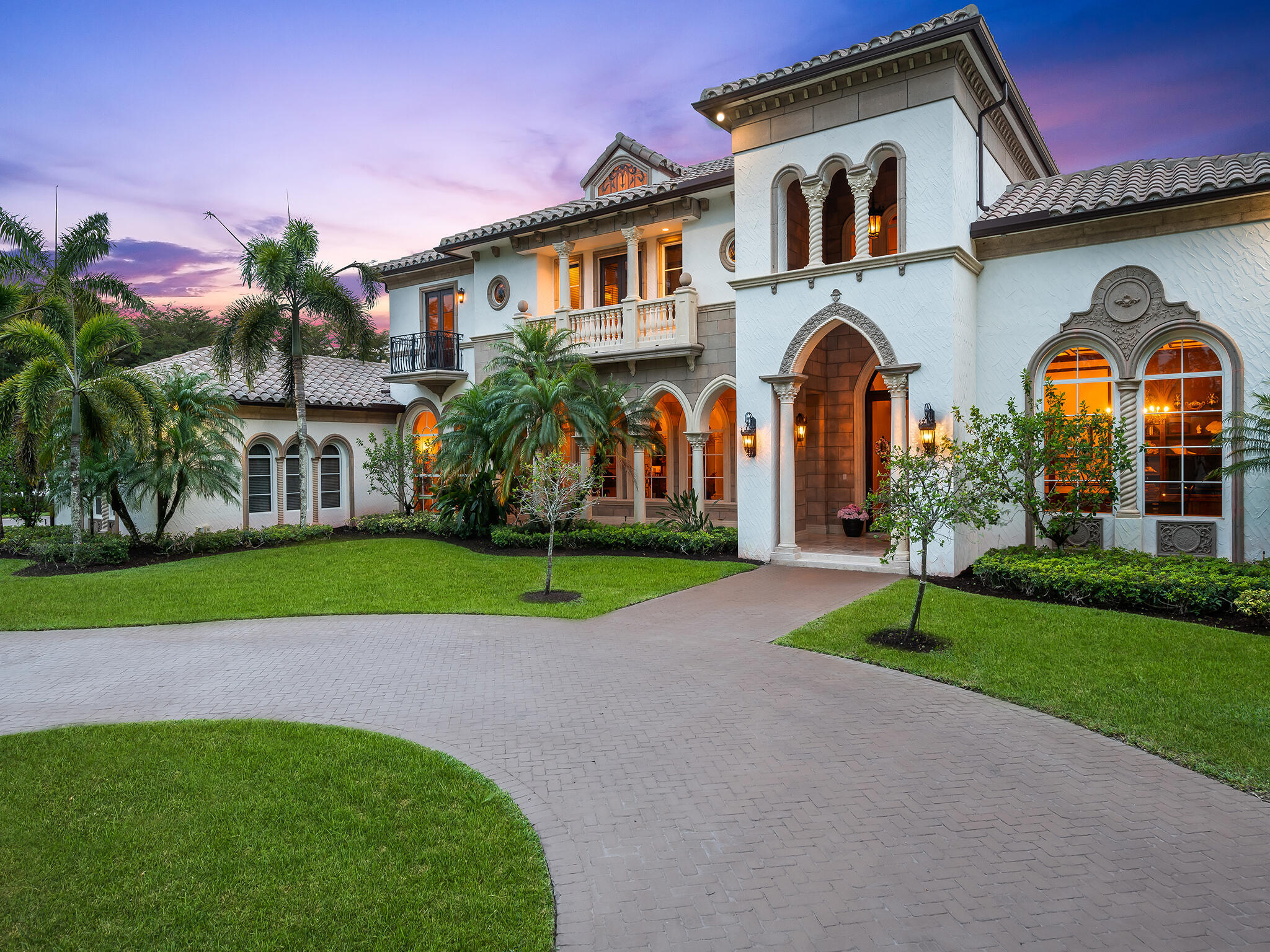 Located on one of the premier streets in Parklands highly sought-after – image 58