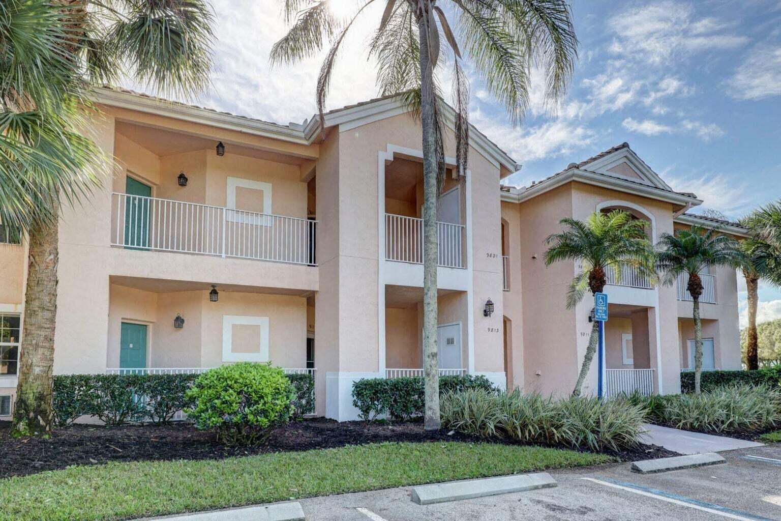 Stunning 1 bed 1 bath condo remodeled fully furnished turnkey 1st floor corner unit between the 12th and 13th hole of the Wanamaker for rent. Available 1/1/25 Golf Villa A Side. Freshly painted, newer floors, all newer appliances. Walk over to resort style pool and mailboxes. Electric, Water, Basic Cable TV, Internet included. Very close to the practice greens and within walkable distance to the PGA Village Clubhouse. Close to 95 access, Mets stadium, shopping & restaurants and much much more.
