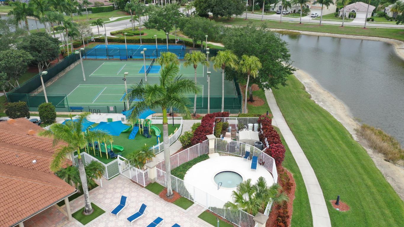 ORANGE POINT 1 - Residential