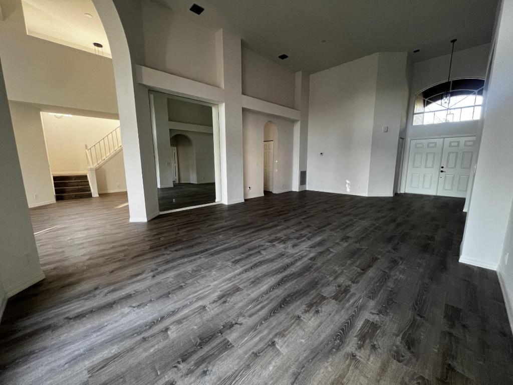 ORANGE POINT 1 - Residential