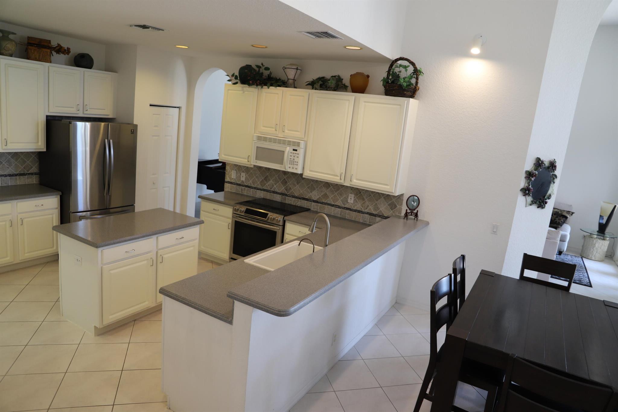 ORANGE POINT 1 - Residential