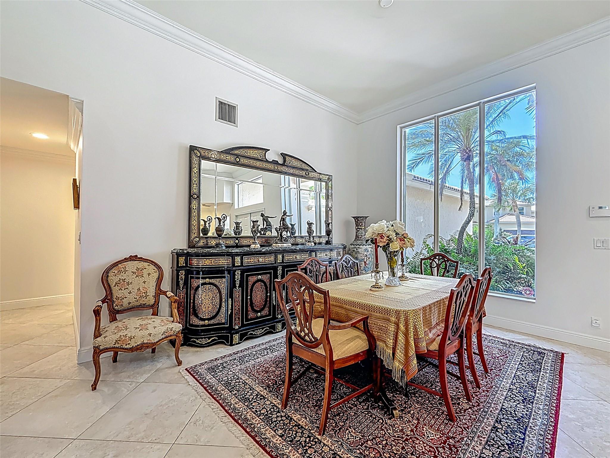 515 Montclaire Dr