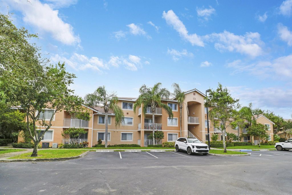 Photo of 171 SW Palm Drive #105, Port Saint Lucie, FL 34986 (MLS # R11134835)