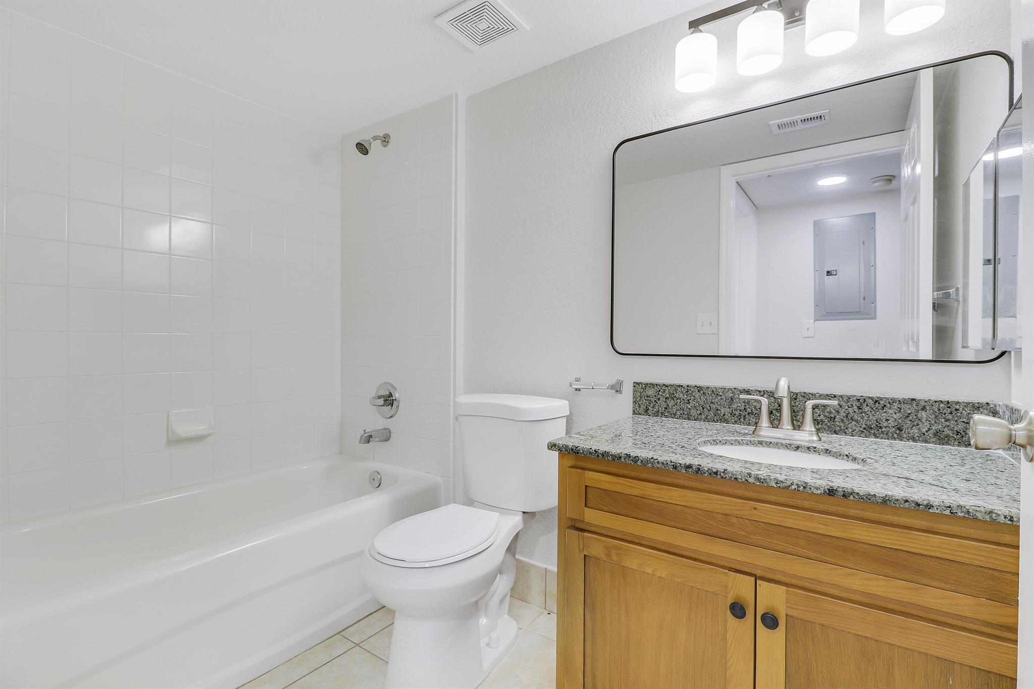 THE CLUB AT ST LUCIE WEST - Residential Lease