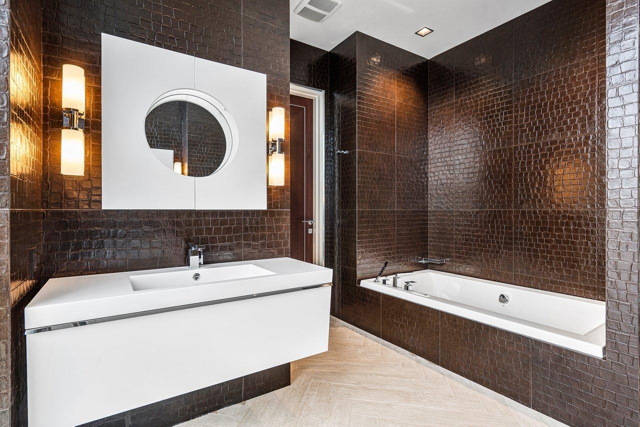 HILLSBORO MILE - Residential