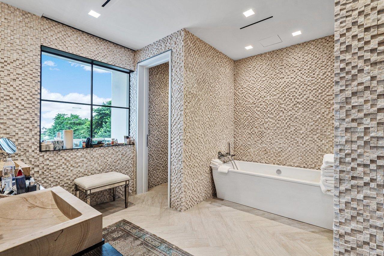 HILLSBORO MILE - Residential