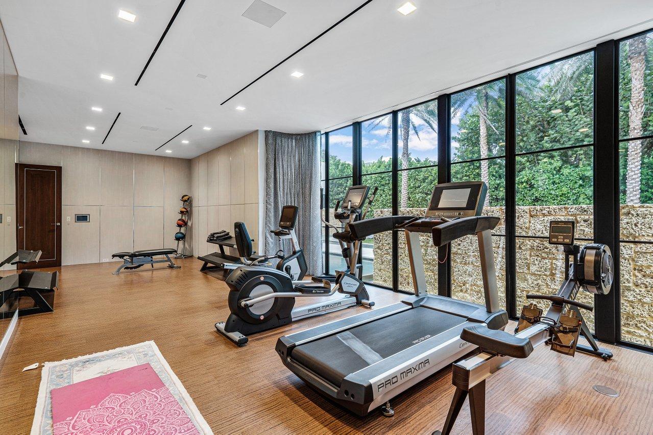 HILLSBORO MILE - Residential