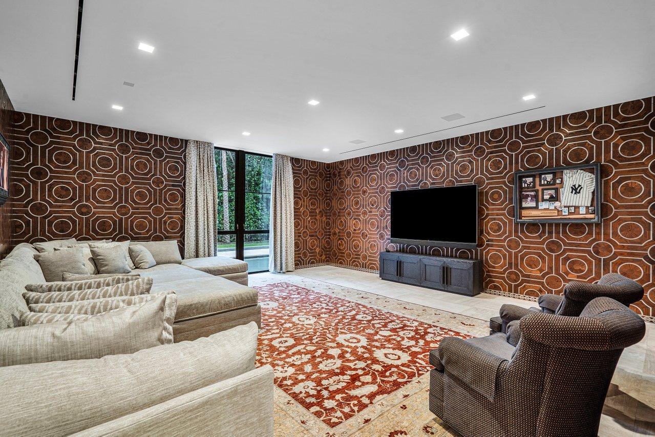 HILLSBORO MILE - Residential