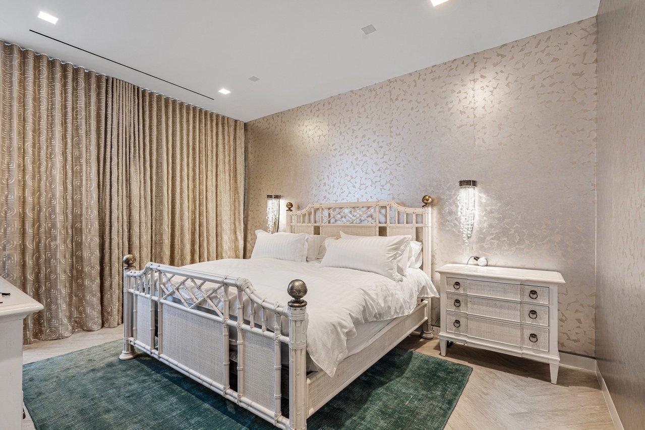 HILLSBORO MILE - Residential