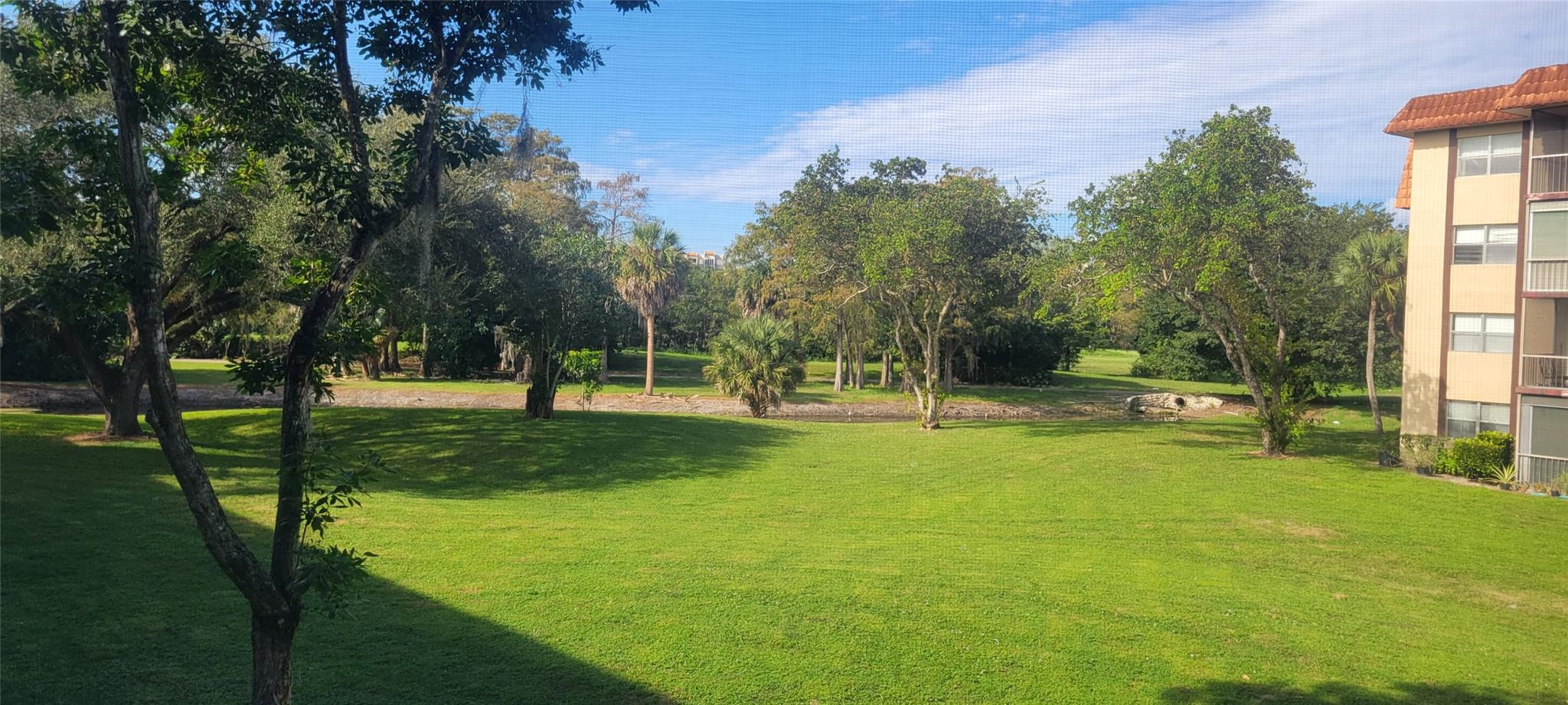 Falls of Inverrary - Residential