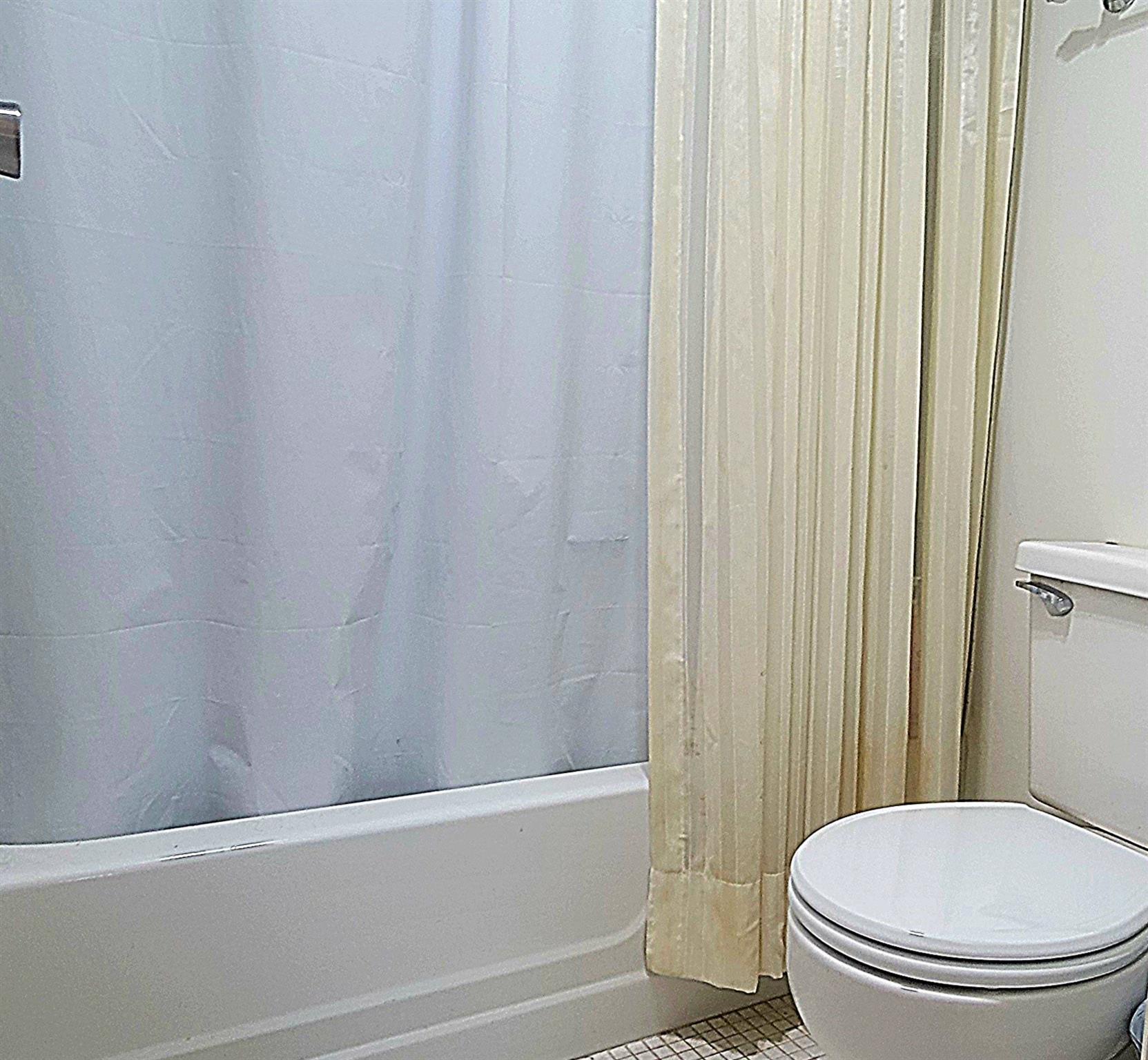 Falls of Inverrary - Residential