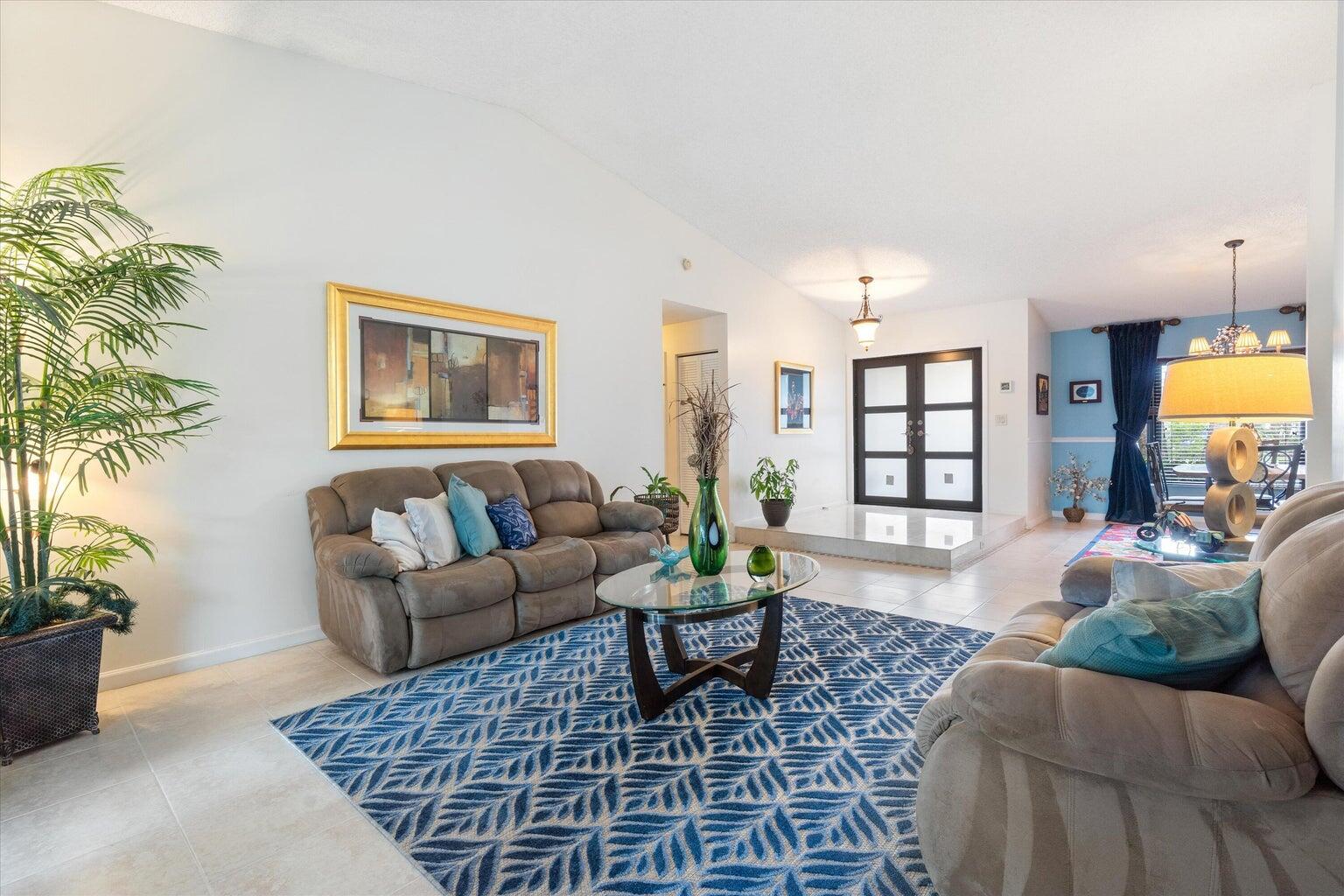 ISLAND LAKES SEC 1 2 - Residential