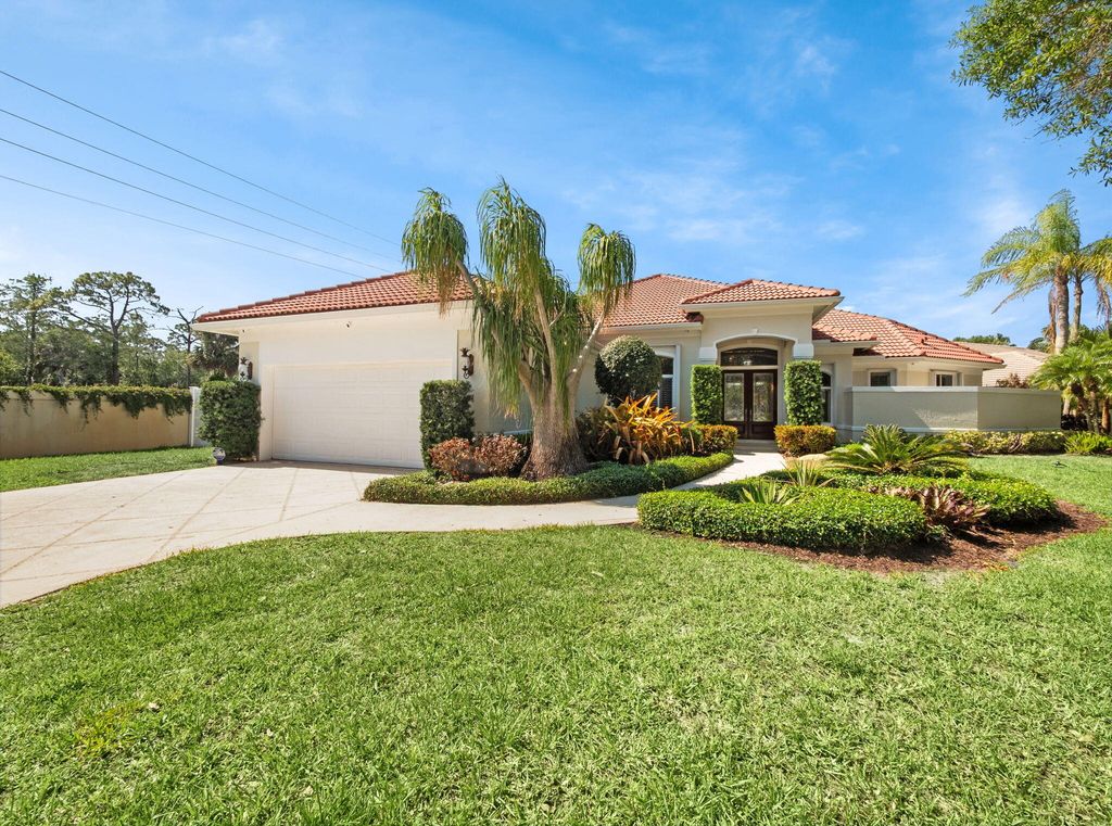 Photo of 18771 Misty Lake Drive, Jupiter, FL 33458 (MLS # R11091527)