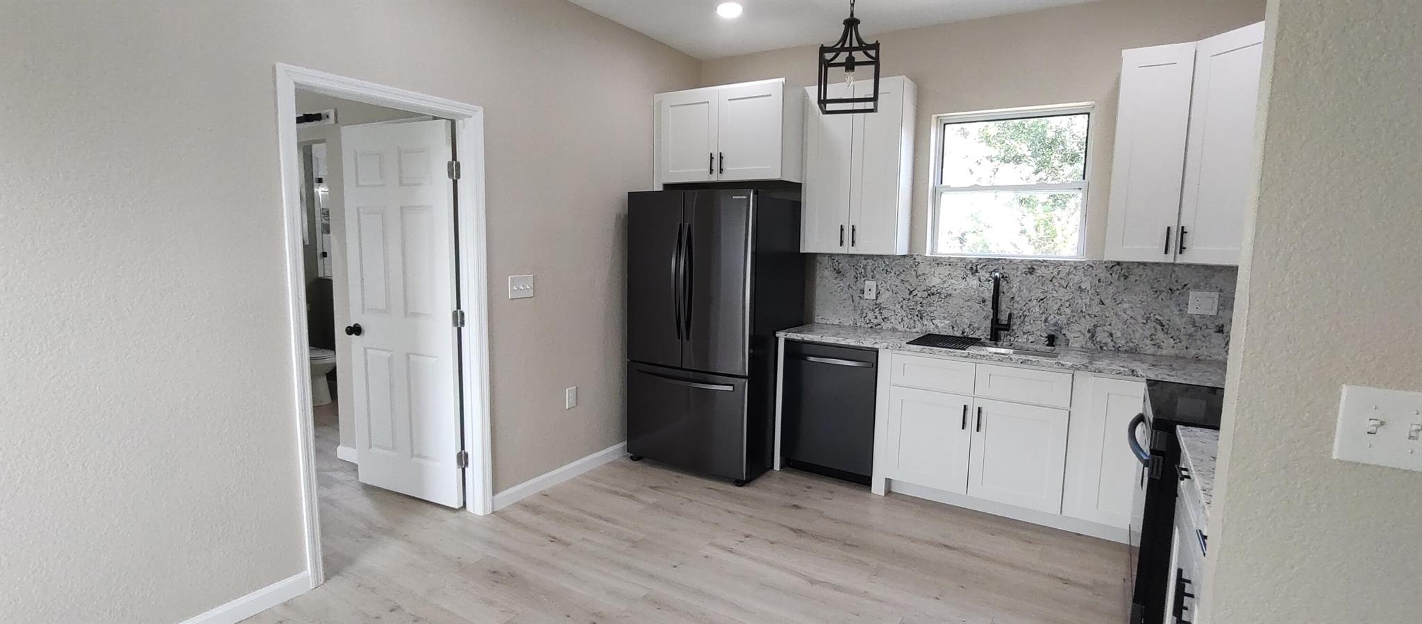 PARADISE PARK - Residential