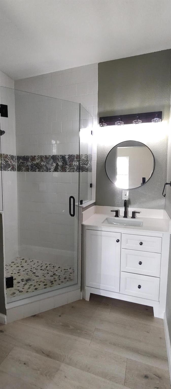 PARADISE PARK - Residential