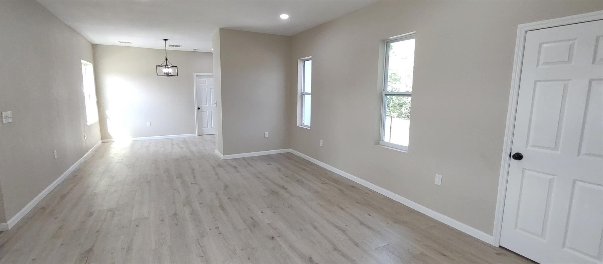 PARADISE PARK - Residential