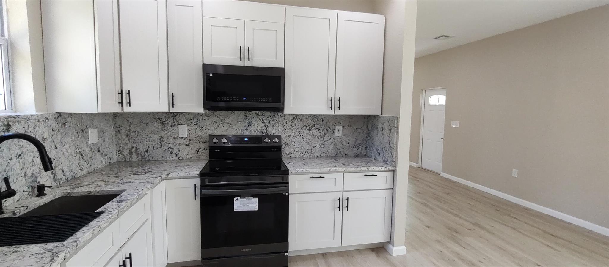 PARADISE PARK - Residential