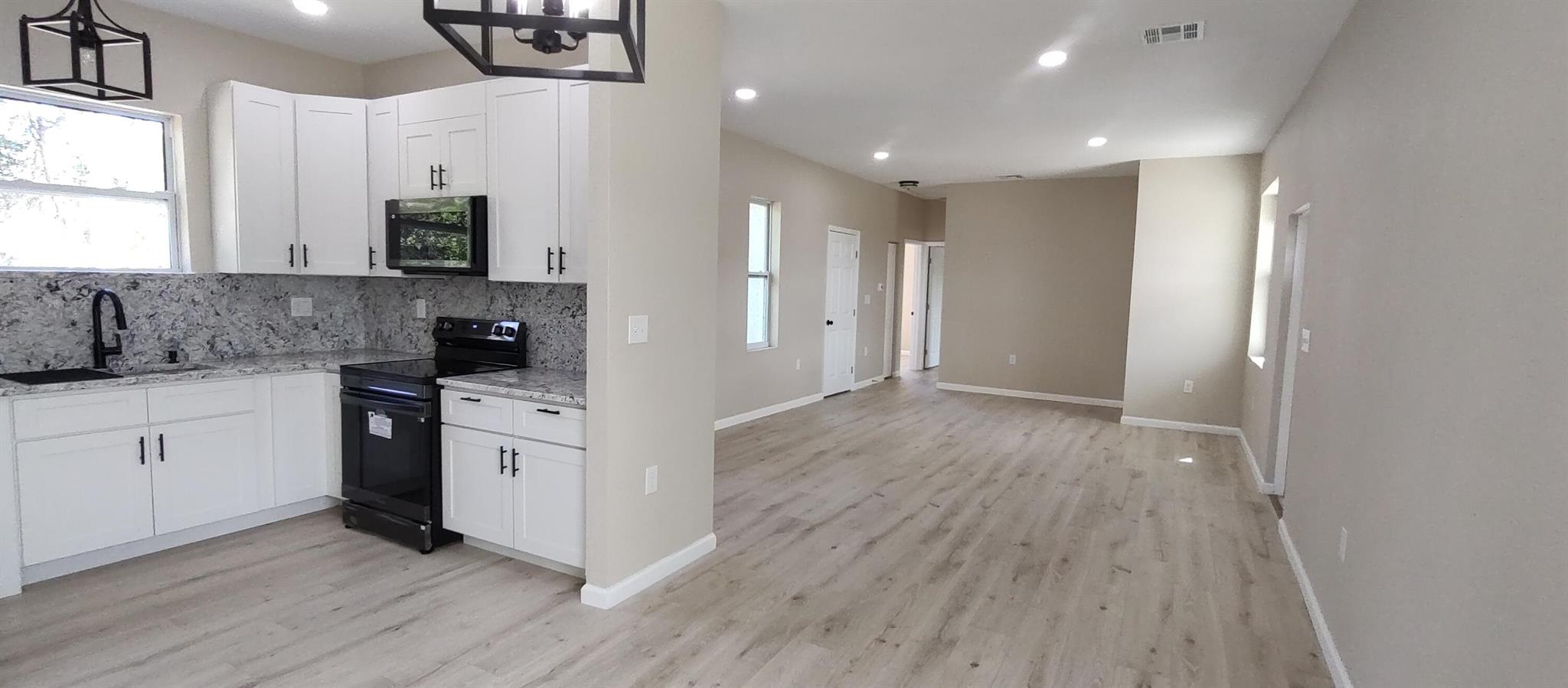 PARADISE PARK - Residential