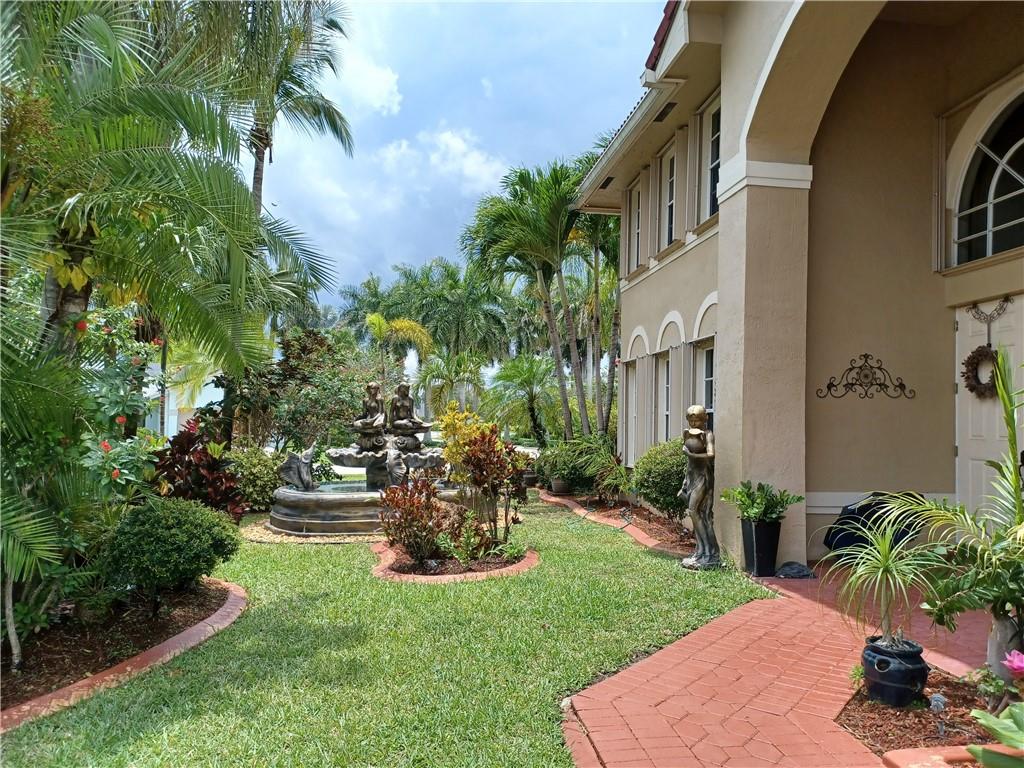 Pasadena At Chapel Trail - Residential