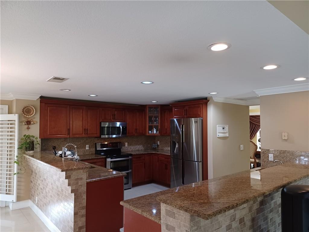 Pasadena At Chapel Trail - Residential