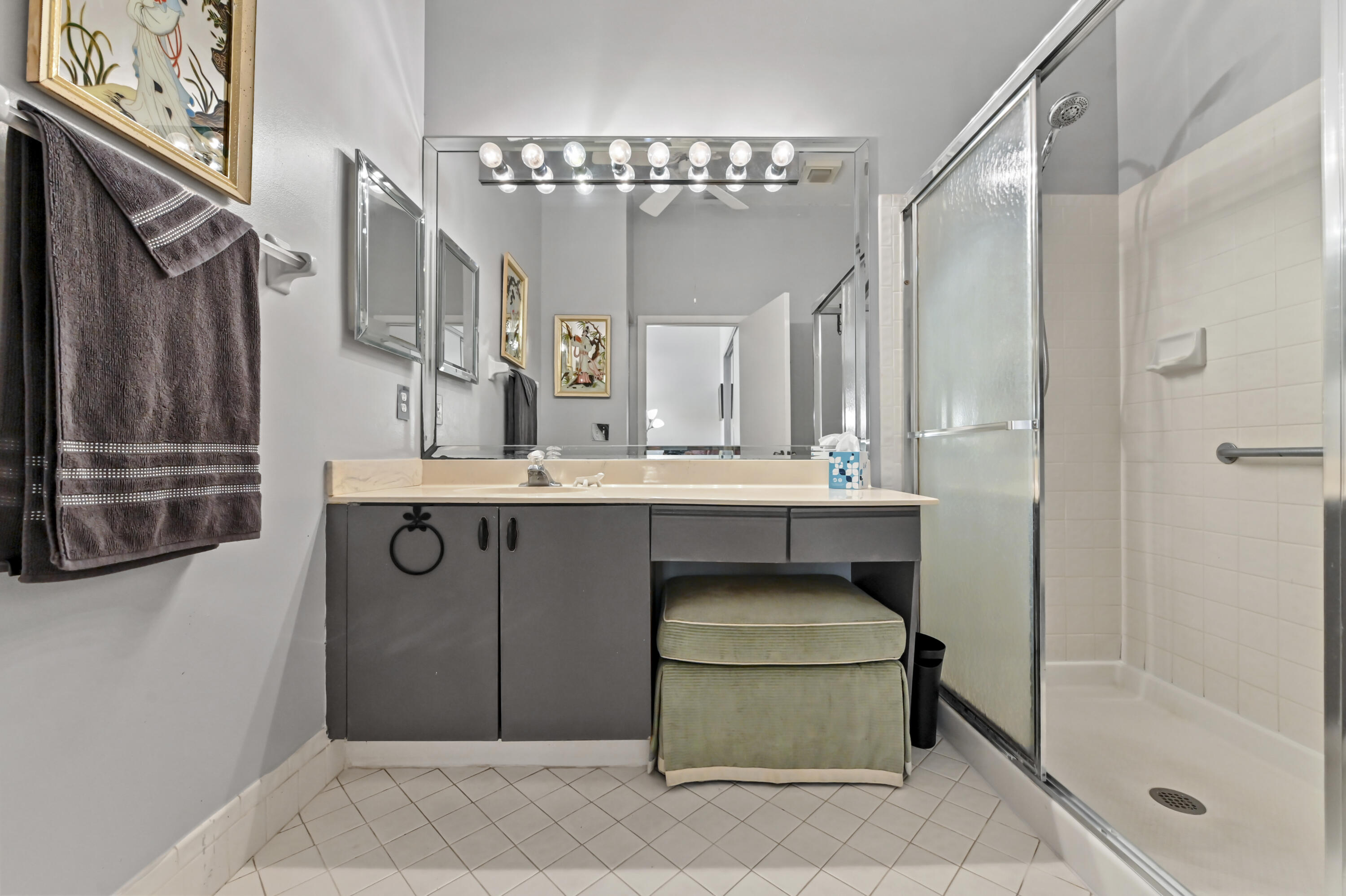 ALEXANDRA VILLAGE - Residential