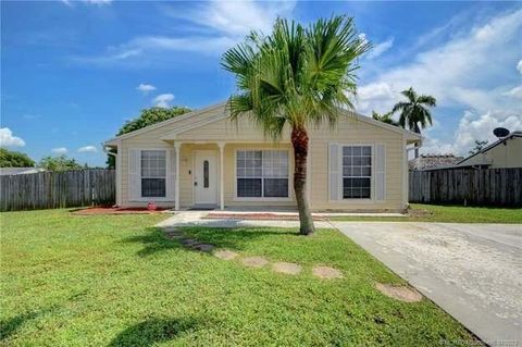 A home in Royal Palm Beach