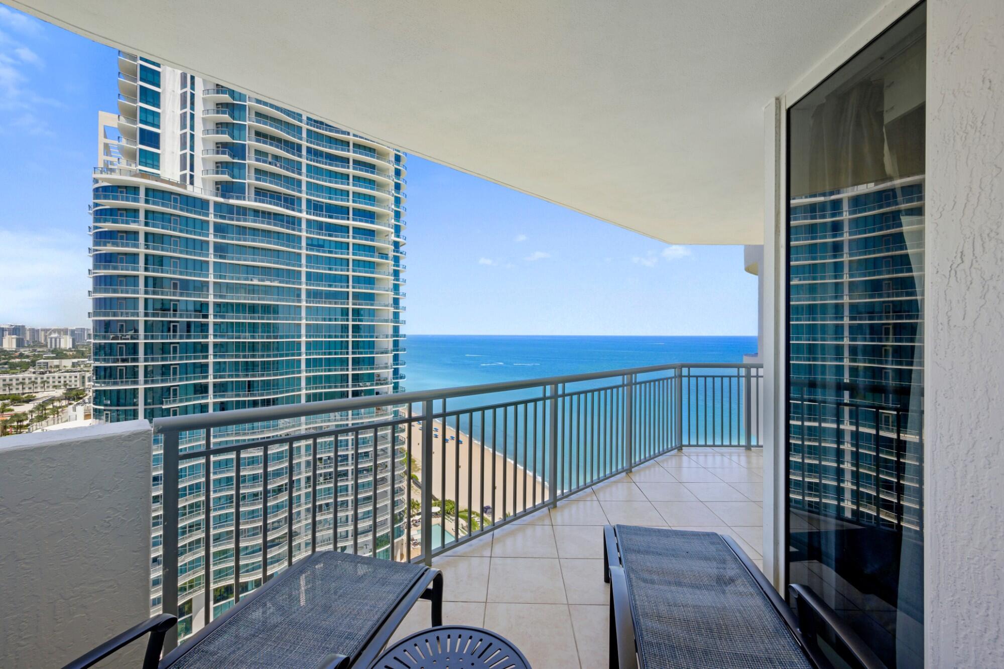 17375 Collins Avenue 2406