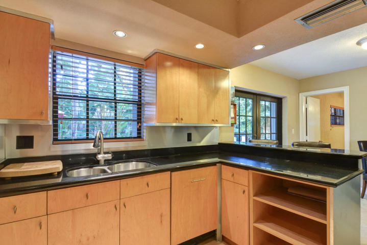 TUNISON PALMS - Residential Lease