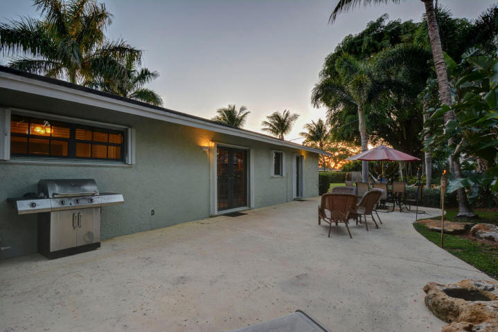 TUNISON PALMS - Residential Lease