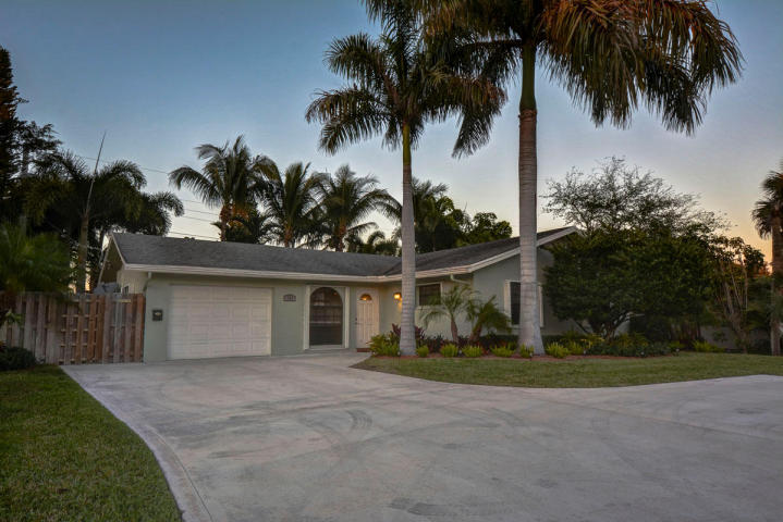 TUNISON PALMS - Residential Lease