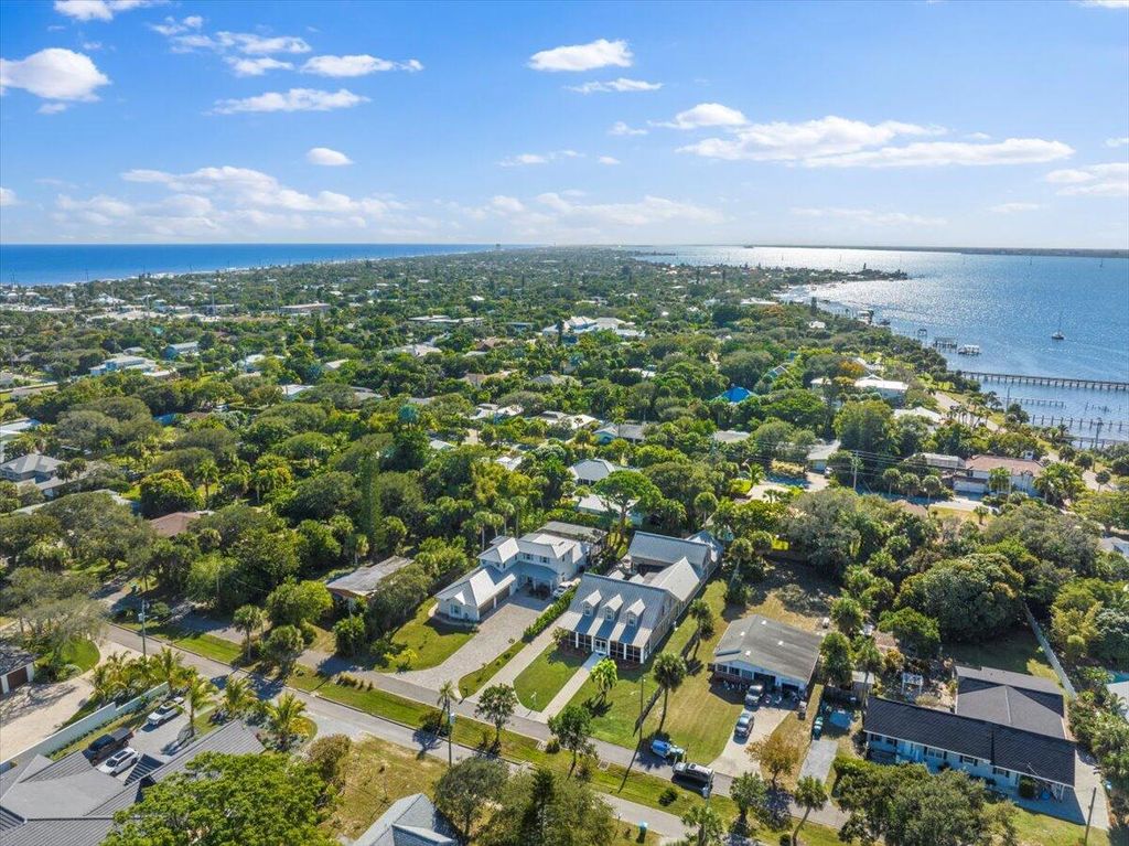 Photo of 531 Sunset Boulevard, Melbourne Beach, FL 32951 (MLS # B26026106)