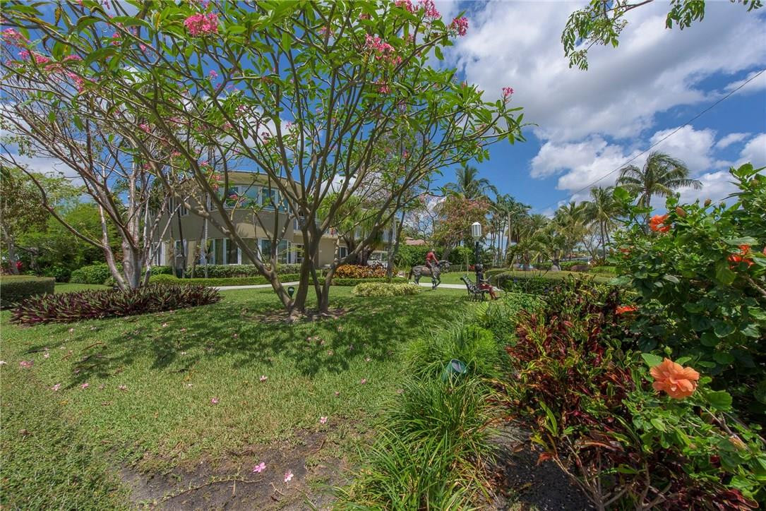 Idlewyld 1-19 B - Residential