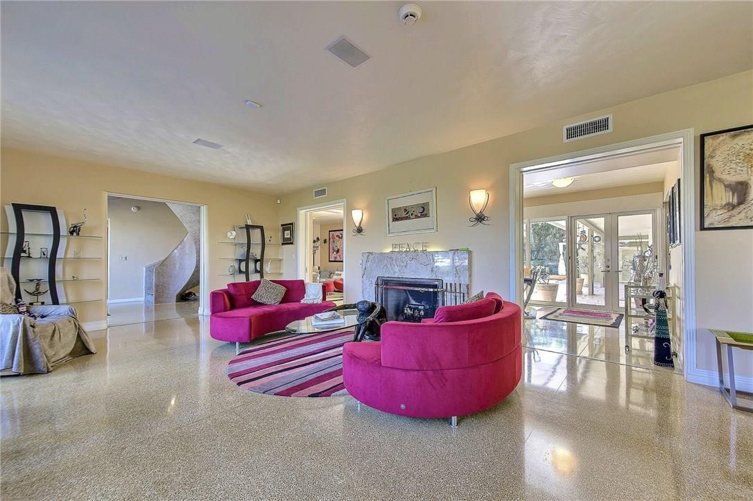 Idlewyld 1-19 B - Residential