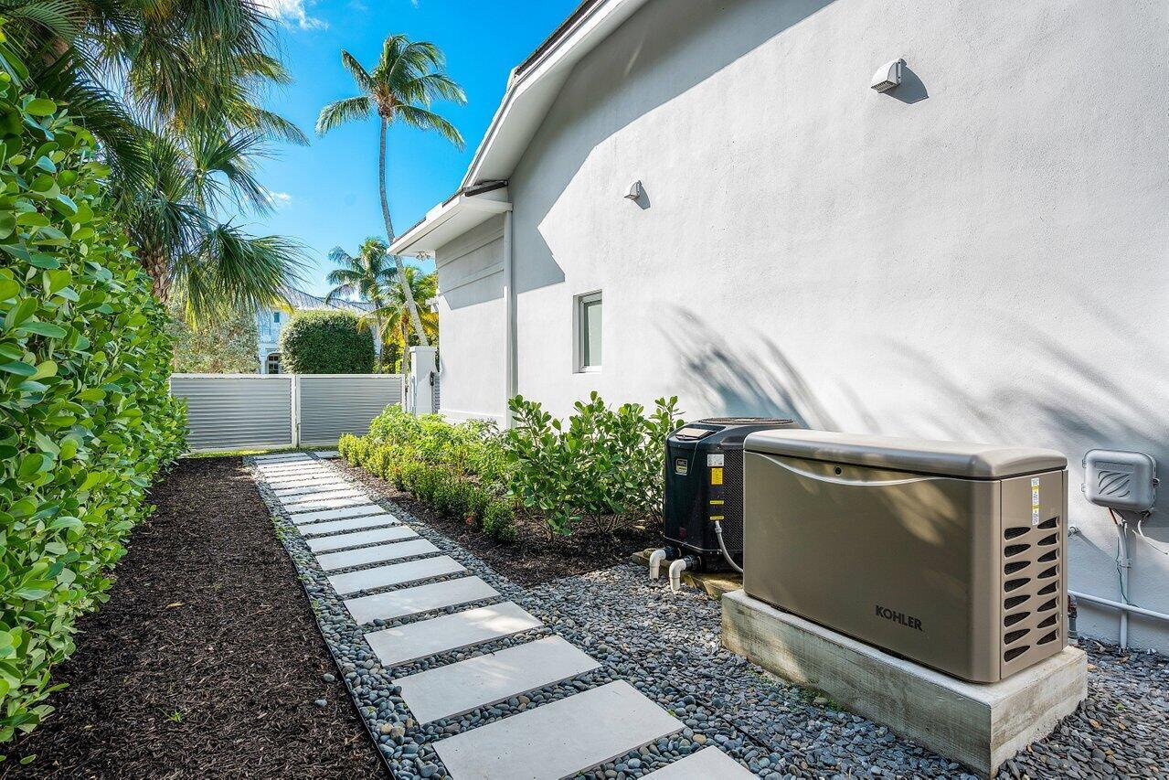 BOYNTON BEACH PARK - Residential