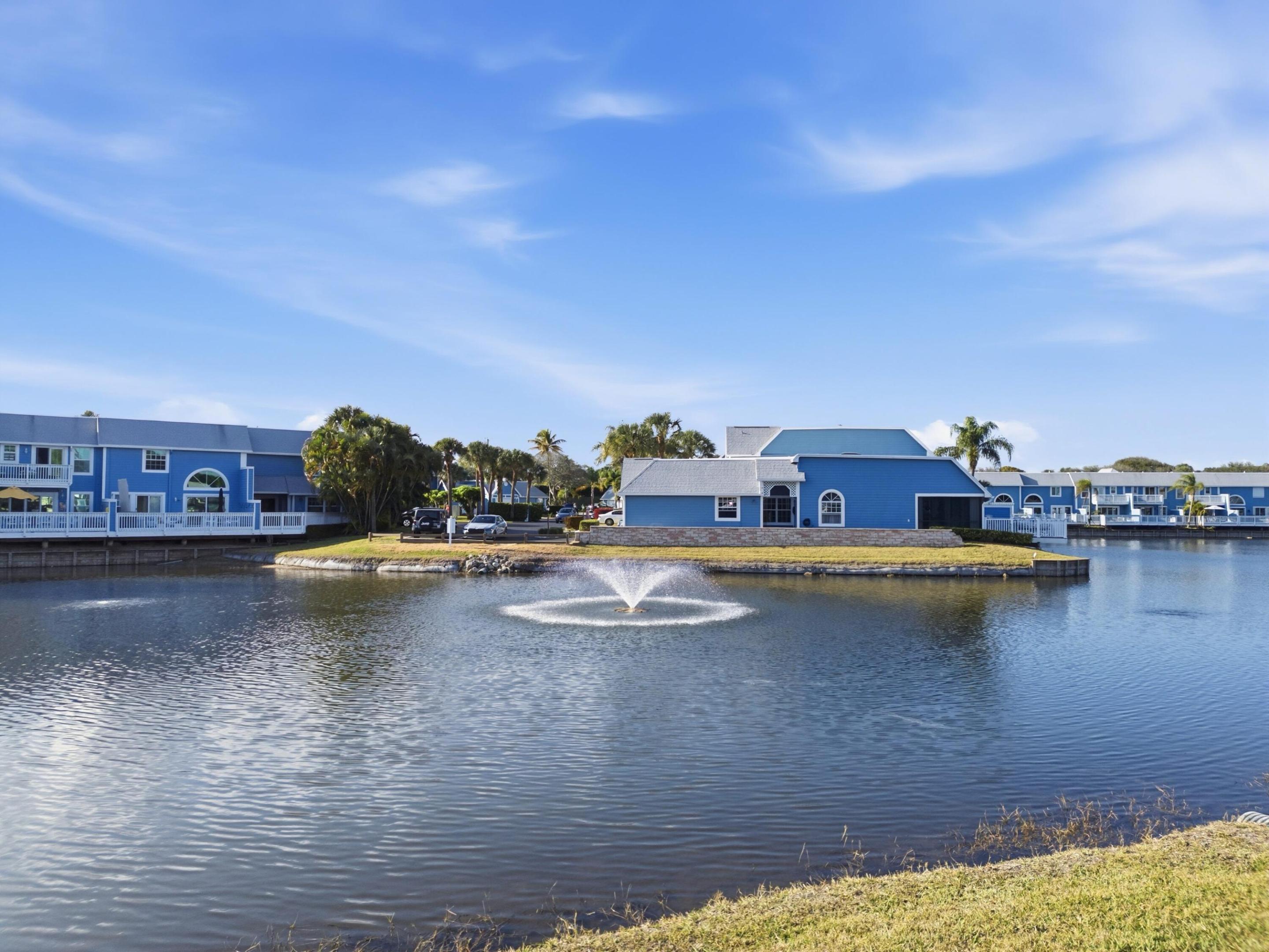 813 Ocean Dunes Circle