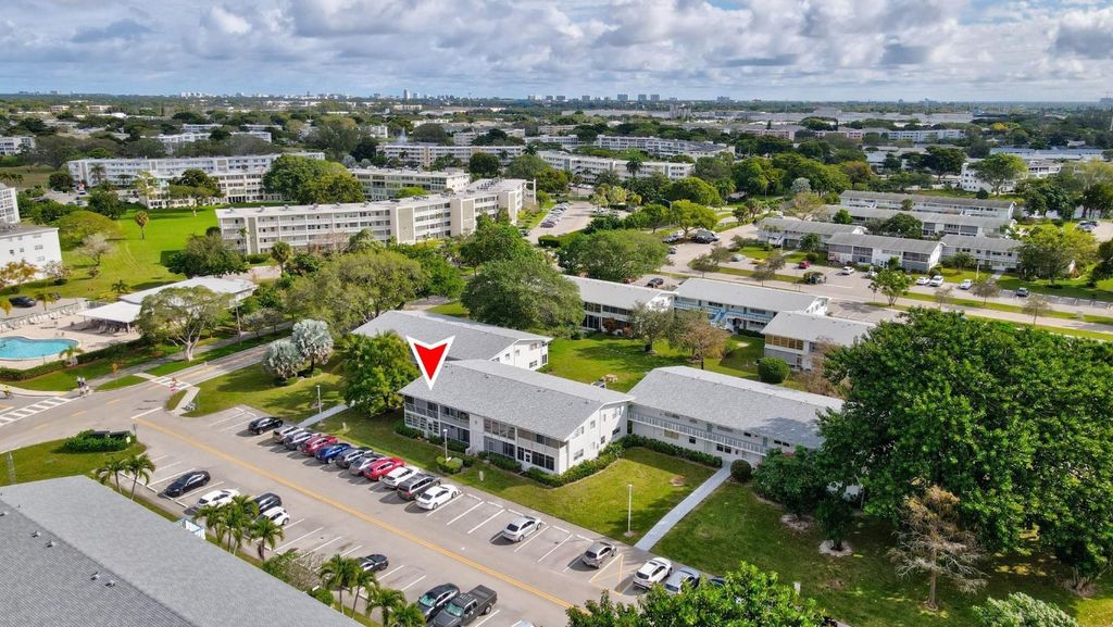 Photo of 77 Harwood H #77, Deerfield Beach, FL 33442 (MLS # F10546867)