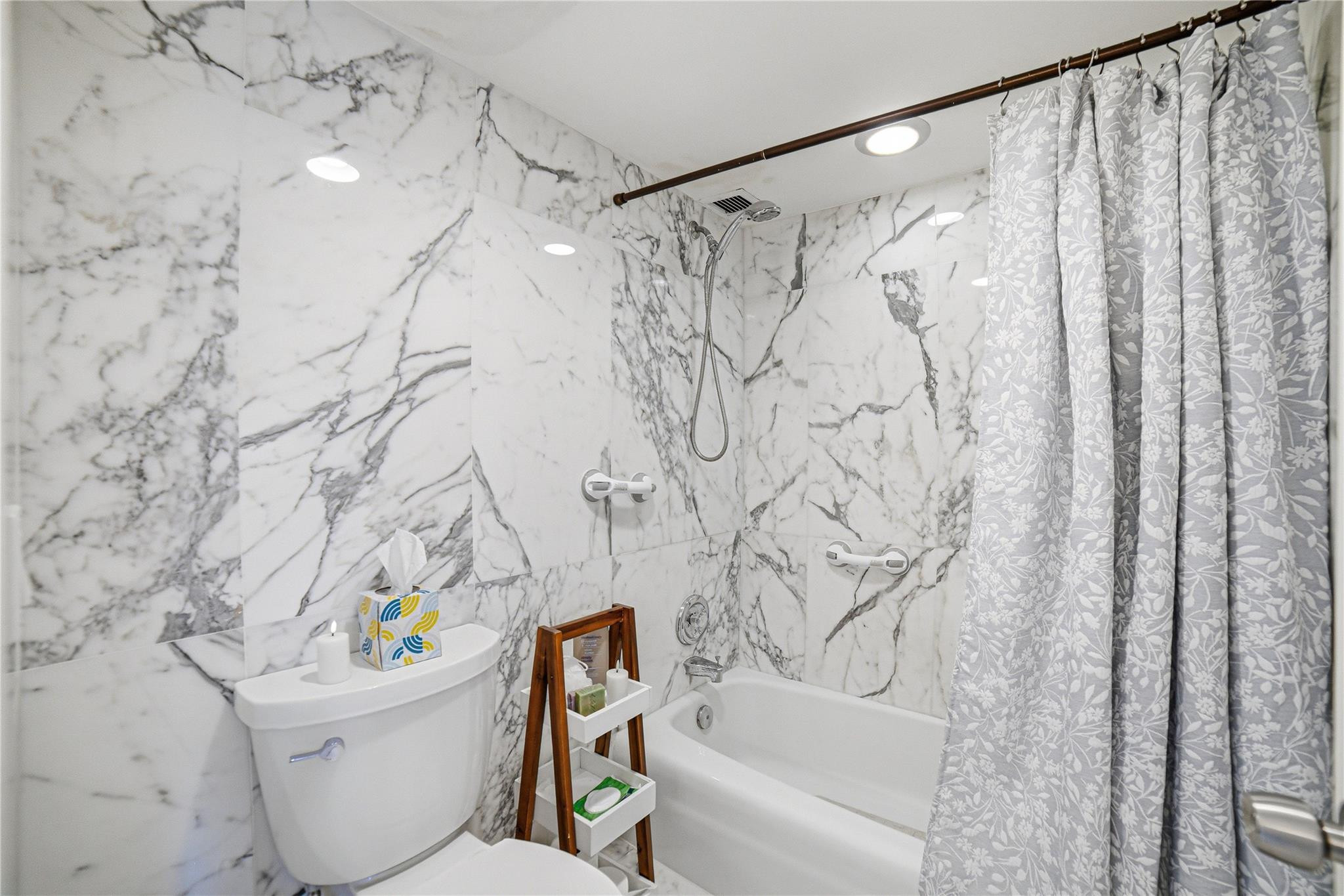 Boca Bayou - Residential