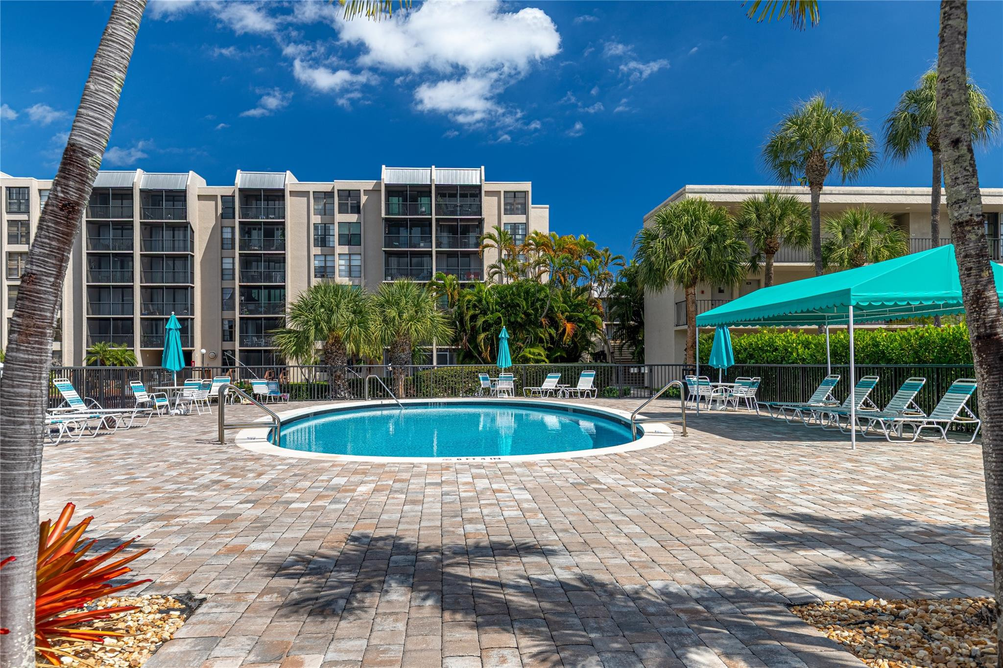 Boca Bayou - Residential