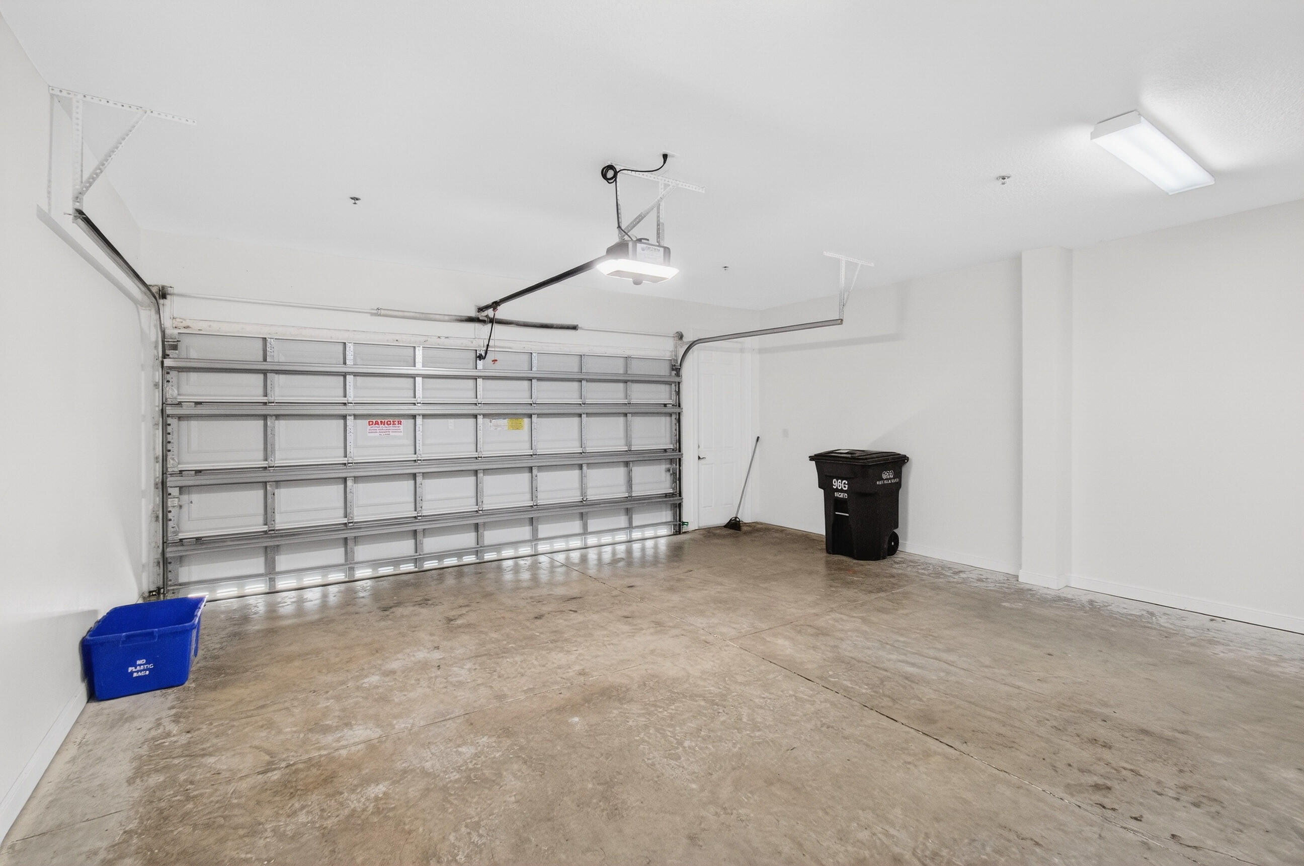 CITYSIDE CONDO - Residential