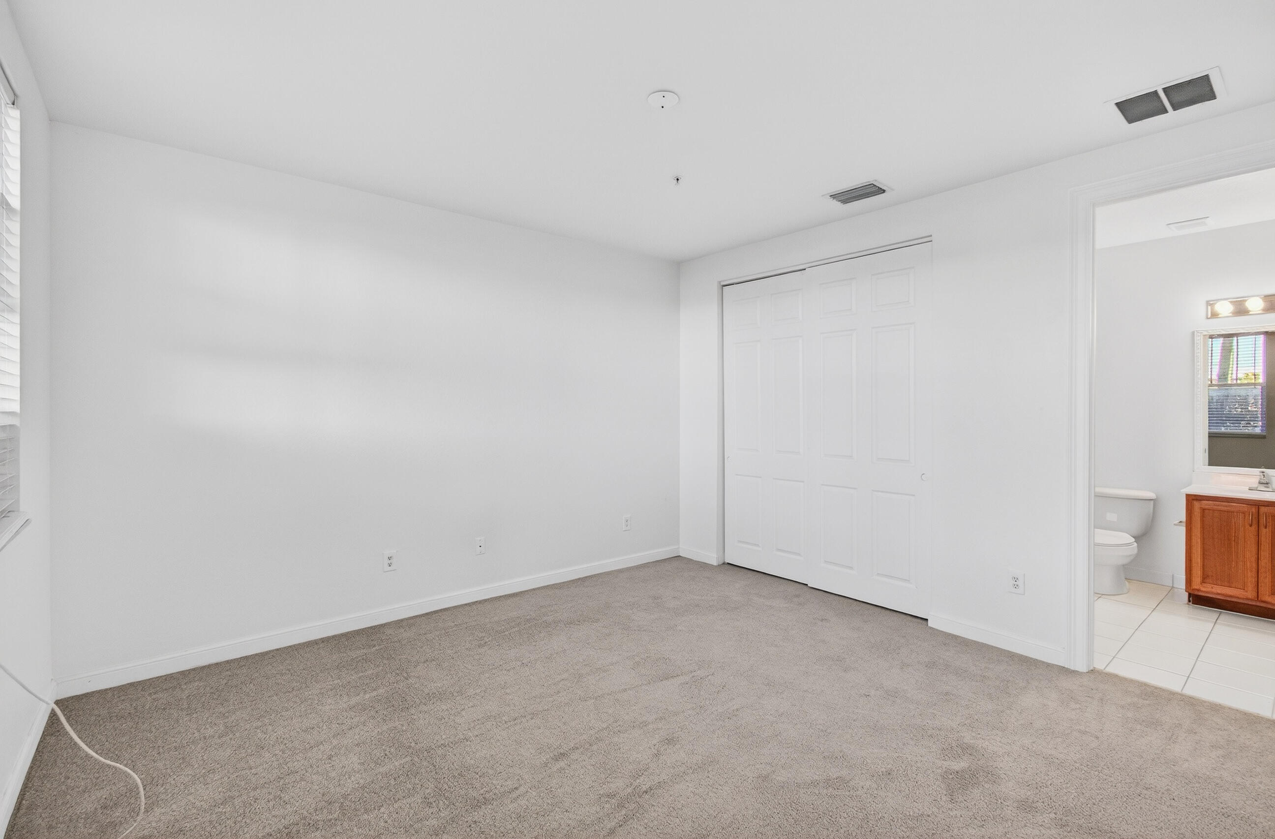 CITYSIDE CONDO - Residential